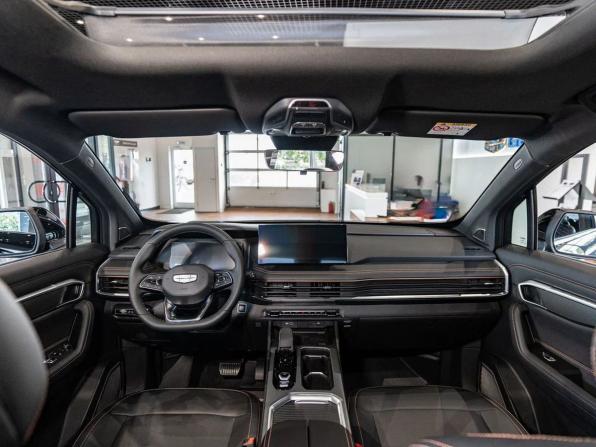 Geely Okavango I Рестайлинг с пробегом 2026 года, цена 3 893 990 рублей, 1 км, внедорожник, Автокод Объявления