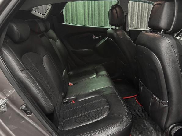 Hyundai ix35 I с пробегом 2012 года, цена 1 340 000 рублей, 210000 км, внедорожник, Автокод Объявления