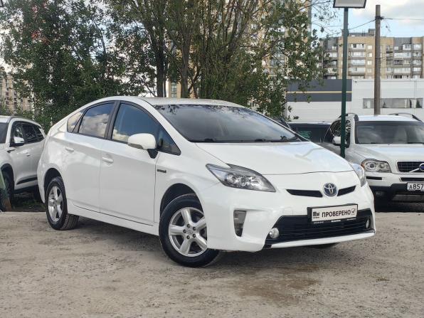 Toyota Prius III Рестайлинг (XW30) с пробегом 2012 года, цена 999 000 рублей, 160000 км, лифтбек, Автокод Объявления
