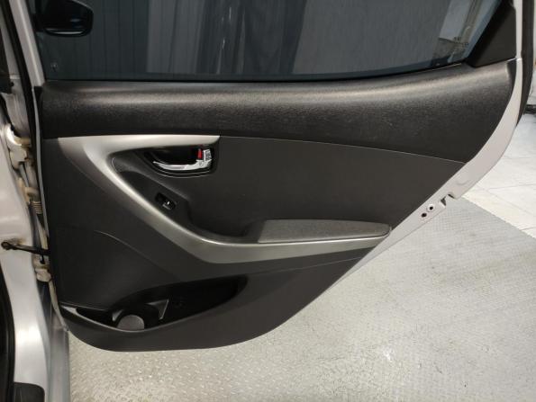 Hyundai Elantra V (MD) с пробегом 2012 года, цена 960 000 рублей, 176000 км, седан, Автокод Объявления