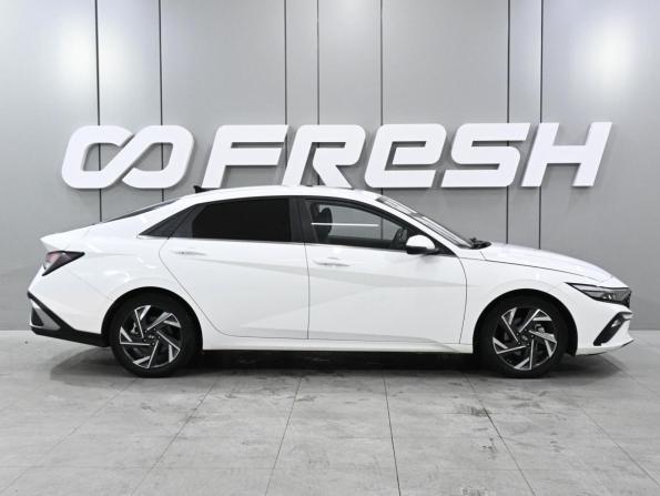 Hyundai Elantra VII (CN7) Рестайлинг с пробегом 2023 года, цена 2 149 000 рублей, 68661 км, седан, Автокод Объявления