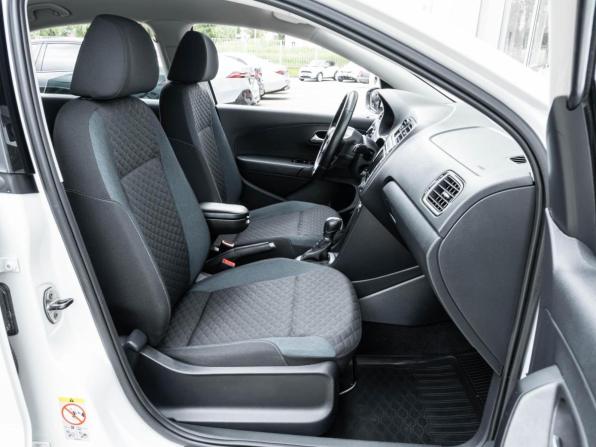 Volkswagen Polo V Рестайлинг с пробегом 2020 года, цена 1 620 000 рублей, 64896 км, седан, Автокод Объявления