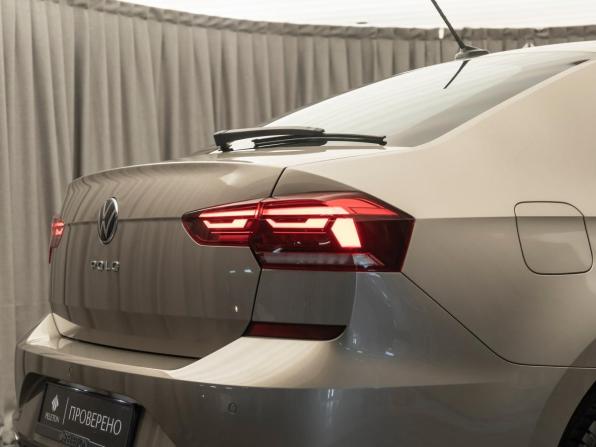 Volkswagen Polo VI с пробегом 2022 года, цена 2 030 000 рублей, 31861 км, лифтбек, Автокод Объявления