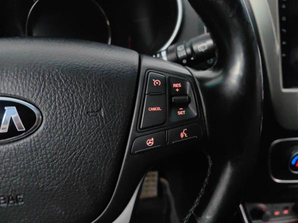 Kia Sorento II Рестайлинг с пробегом 2014 года, цена 1 535 000 рублей, 282202 км, внедорожник, Автокод Объявления
