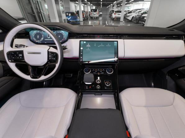 Land Rover Range Rover Sport III с пробегом 2023 года, цена 12 850 000 рублей, 43843 км, внедорожник, Автокод Объявления