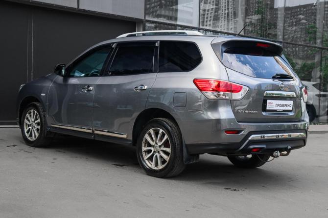 Nissan Pathfinder IV с пробегом 2016 года, цена 1 550 000 рублей, 166419 км, внедорожник, Автокод Объявления