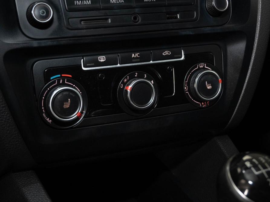 Volkswagen Jetta VI Рестайлинг Казань  - изображение 10