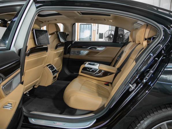 BMW 7 серии VI (G11/G12) Рестайлинг с пробегом 2020 года, цена 6 850 000 рублей, 89766 км, седан, Автокод Объявления