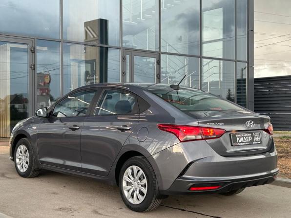 Hyundai Solaris II Рестайлинг с пробегом 2021 года, цена 1 350 000 рублей, 140570 км, седан, Автокод Объявления