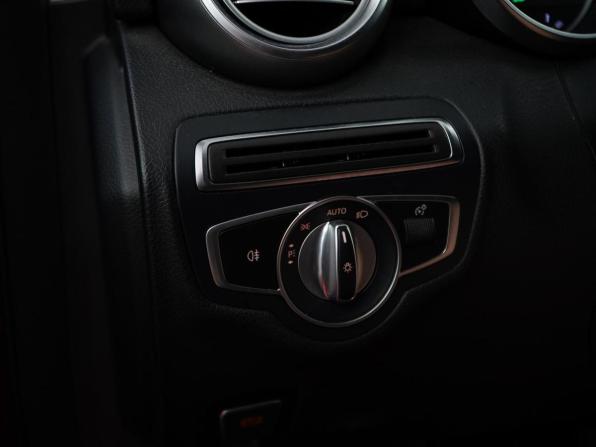 Mercedes-Benz C-Класс IV (W205) Рестайлинг с пробегом 2019 года, цена 2 763 444 рубля, 93777 км, седан, Автокод Объявления