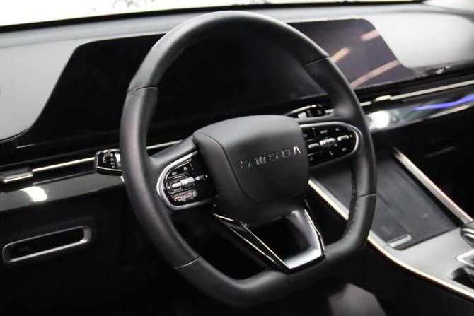 Omoda C5 I с пробегом 2024 года, цена 1 855 850 рублей, 17652 км, внедорожник, Автокод Объявления