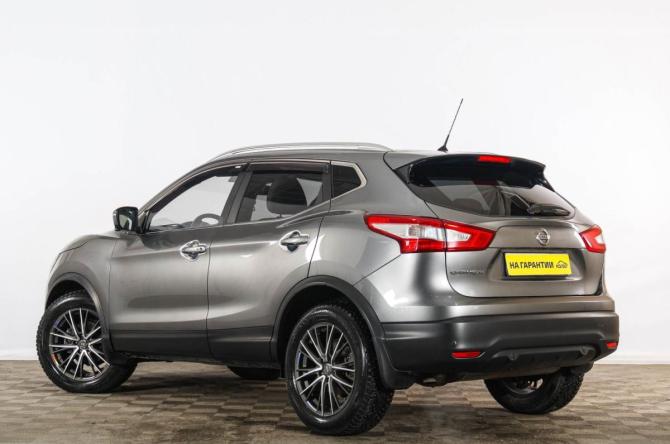 Nissan Qashqai II с пробегом 2016 года, цена 1 809 000 рублей, 99279 км, внедорожник, Автокод Объявления