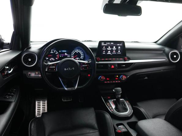 Kia Cerato IV Рестайлинг с пробегом 2022 года, цена 2 257 444 рубля, 79896 км, седан, Автокод Объявления