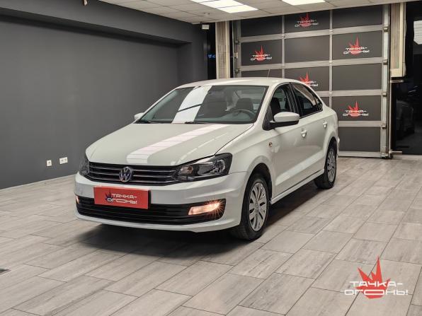 Volkswagen Polo V Рестайлинг с пробегом 2018 года, цена 978 000 рублей, 125000 км, седан, Автокод Объявления
