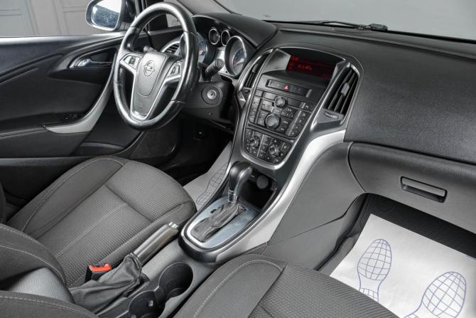 Opel Astra J с пробегом 2012 года, цена 959 000 рублей, 248000 км, универсал, Автокод Объявления