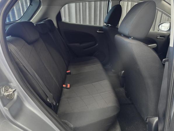 Mazda Demio III (DE) с пробегом 2013 года, цена 755 000 рублей, 111600 км, хэтчбек, Автокод Объявления