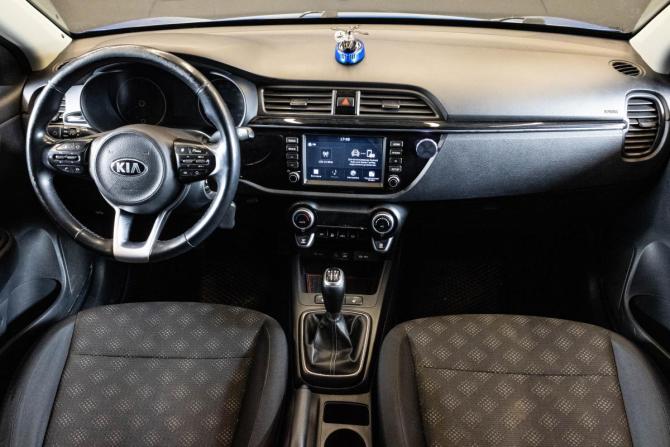 Kia Rio IV с пробегом 2018 года, цена 1 049 000 рублей, 258678 км, седан, Автокод Объявления