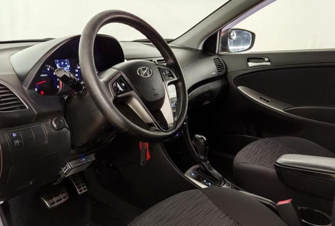 Hyundai Solaris I Рестайлинг с пробегом 2016 года, цена 920 000 рублей, 181030 км, седан, Автокод Объявления