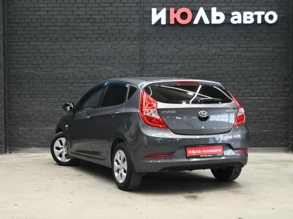 Hyundai Solaris I Рестайлинг с пробегом 2015 года, цена 1 050 000 рублей, 66922 км, хэтчбек, Автокод Объявления