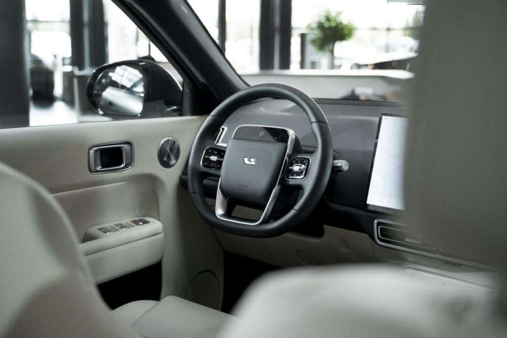 Li Auto (Lixiang) L9 I Рестайлинг Москва  - изображение 5