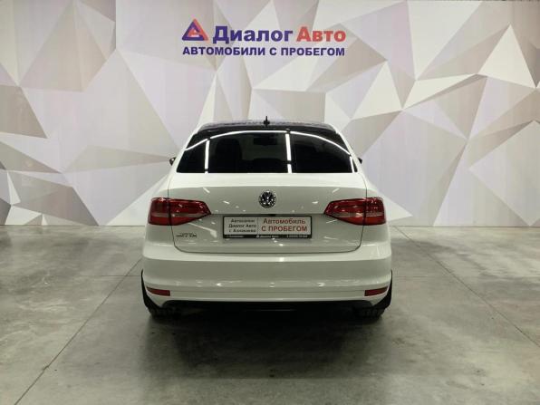 Volkswagen Jetta VI Рестайлинг с пробегом 2015 года, цена 1 040 000 рублей, 228908 км, седан, Автокод Объявления