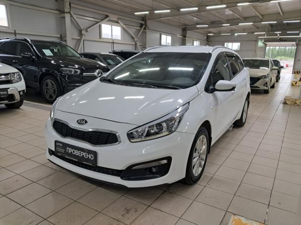 Kia Ceed II Рестайлинг с пробегом 2017 года, цена 1 050 000 рублей, 208383 км, универсал, Автокод Объявления