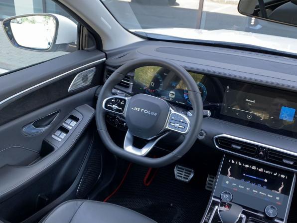 JETOUR X90+ с пробегом 2023 года, цена 2 280 000 рублей, 25440 км, внедорожник, Автокод Объявления