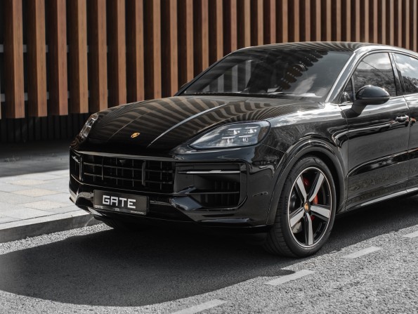 Новый Porsche Cayenne III Рестайлинг 2024 года, цена 26 825 300 рублей, внедорожник, Автокод Объявления