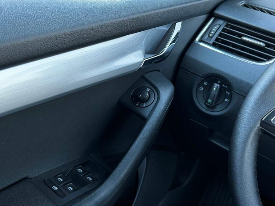 Skoda Octavia III (A7) Рестайлинг Санкт-Петербург  - изображение 17