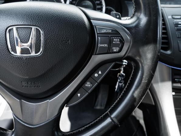 Honda Accord VIII Рестайлинг с пробегом 2012 года, цена 1 448 000 рублей, 210699 км, седан, Автокод Объявления