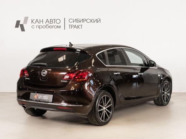 Opel Astra J Рестайлинг с пробегом 2013 года, цена 603 400 рублей, 218000 км, хэтчбек, Автокод Объявления