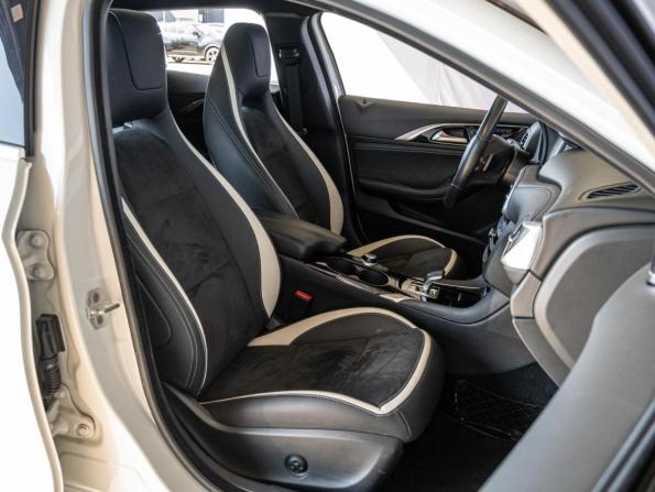 Infiniti Q30 с пробегом 2017 года, цена 2 390 000 рублей, 82931 км, хэтчбек, Автокод Объявления