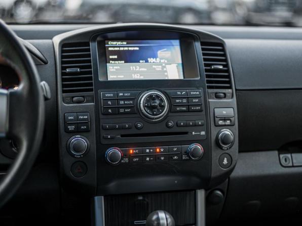 Nissan Pathfinder III Рестайлинг с пробегом 2010 года, цена 1 420 000 рублей, 196027 км, внедорожник, Автокод Объявления