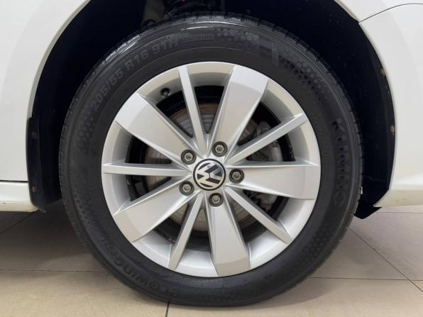 Volkswagen Jetta VI Рестайлинг с пробегом 2016 года, цена 1 290 000 рублей, 204428 км, седан, Автокод Объявления