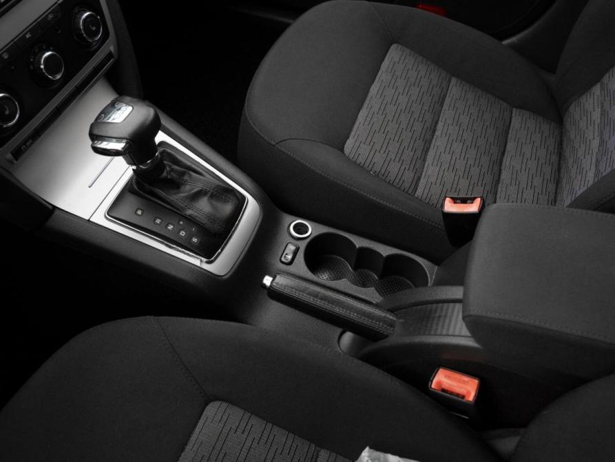 Skoda Octavia II (A5) Рестайлинг Москва  - изображение 14