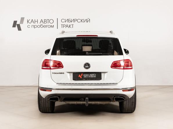 Volkswagen Touareg II Рестайлинг с пробегом 2015 года, цена 2 300 000 рублей, 302833 км, внедорожник, Автокод Объявления