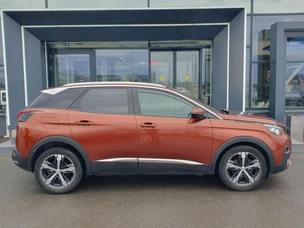 Peugeot 3008 II с пробегом 2018 года, цена 1 795 000 рублей, 74000 км, внедорожник, Автокод Объявления