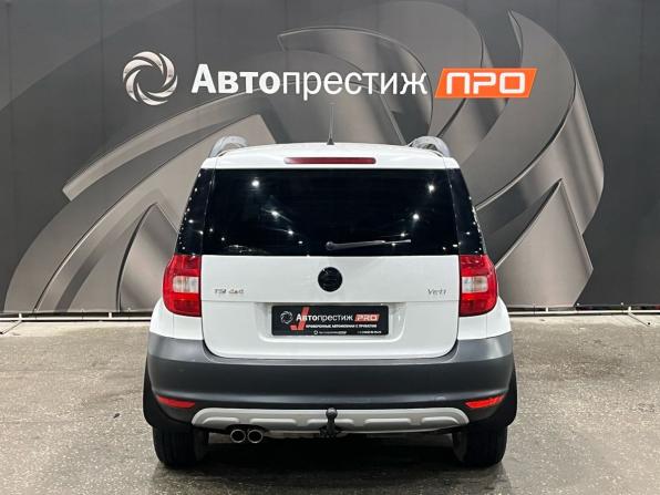 Skoda Yeti I с пробегом 2013 года, цена 799 000 рублей, 244407 км, внедорожник, Автокод Объявления