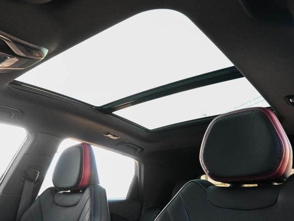 Geely Coolray I Рестайлинг 2 с пробегом 2024 года, цена 2 199 000 рублей, 14533 км, внедорожник, Автокод Объявления