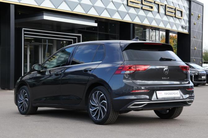 Volkswagen Golf VIII с пробегом 2021 года, цена 2 690 000 рублей, 42310 км, хэтчбек, Автокод Объявления