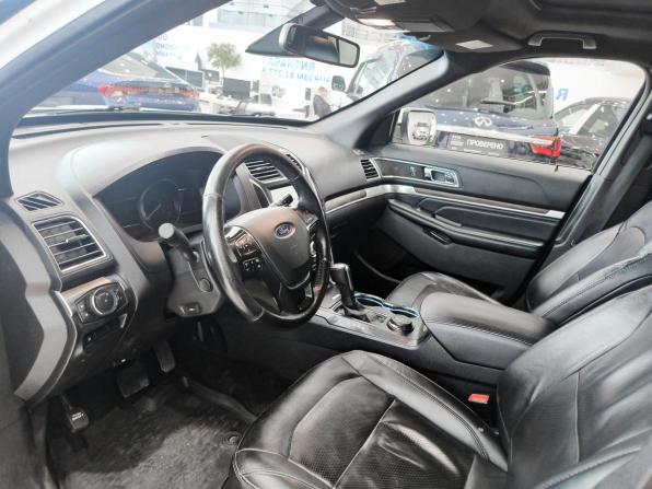 Ford Explorer V Рестайлинг с пробегом 2016 года, цена 2 890 000 рублей, 123000 км, внедорожник, Автокод Объявления