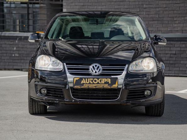 Volkswagen Jetta V с пробегом 2010 года, цена 670 000 рублей, 136000 км, седан, Автокод Объявления