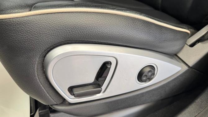 Mercedes-Benz M-Класс II (W164) Рестайлинг с пробегом 2011 года, цена 1 690 000 рублей, 242893 км, внедорожник, Автокод Объявления