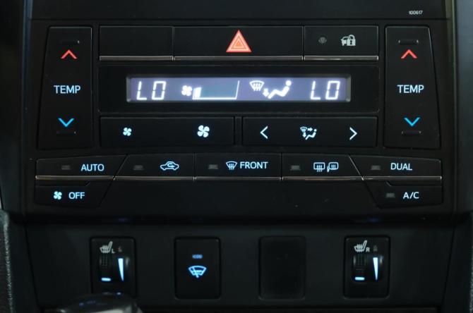 Toyota Camry VII (XV50) Рестайлинг с пробегом 2016 года, цена 1 989 000 рублей, 280000 км, седан, Автокод Объявления