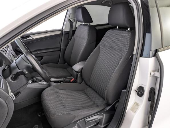 Volkswagen Jetta VI с пробегом 2014 года, цена 1 125 000 рублей, 106091 км, седан, Автокод Объявления