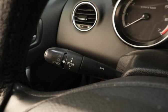Peugeot 308 I с пробегом 2010 года, цена 529 000 рублей, 179900 км, хэтчбек, Автокод Объявления