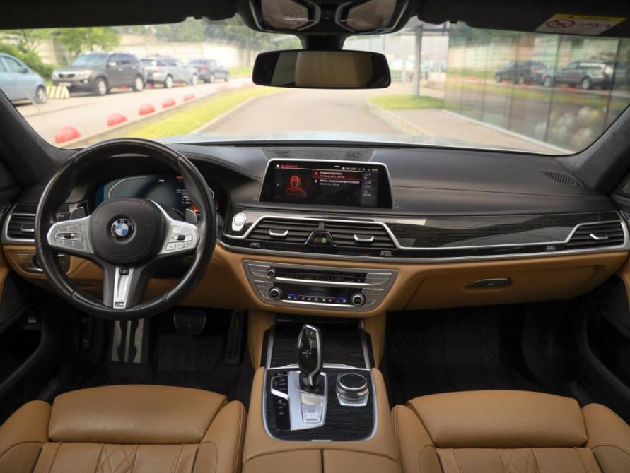 BMW 7 серии VI (G11/G12) Рестайлинг Санкт-Петербург  - изображение 12