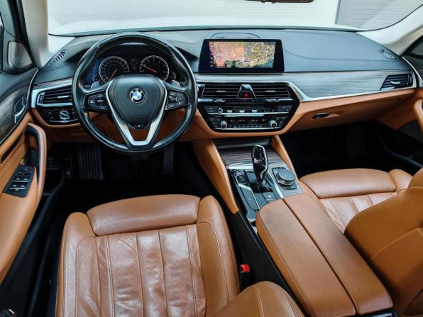 BMW 5 серии VII (G30/G31/G38) с пробегом 2018 года, цена 4 195 000 рублей, 204793 км, седан, Автокод Объявления