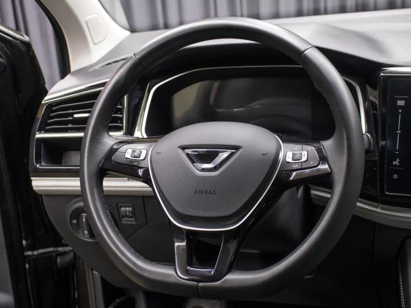 Jetta VS7 I Рестайлинг 1 с пробегом 2023 года, цена 1 798 000 рублей, 46532 км, внедорожник, Автокод Объявления