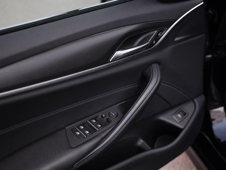 BMW 5 серии VII (G30/G31/G38) Рестайлинг Санкт-Петербург  - изображение 25
